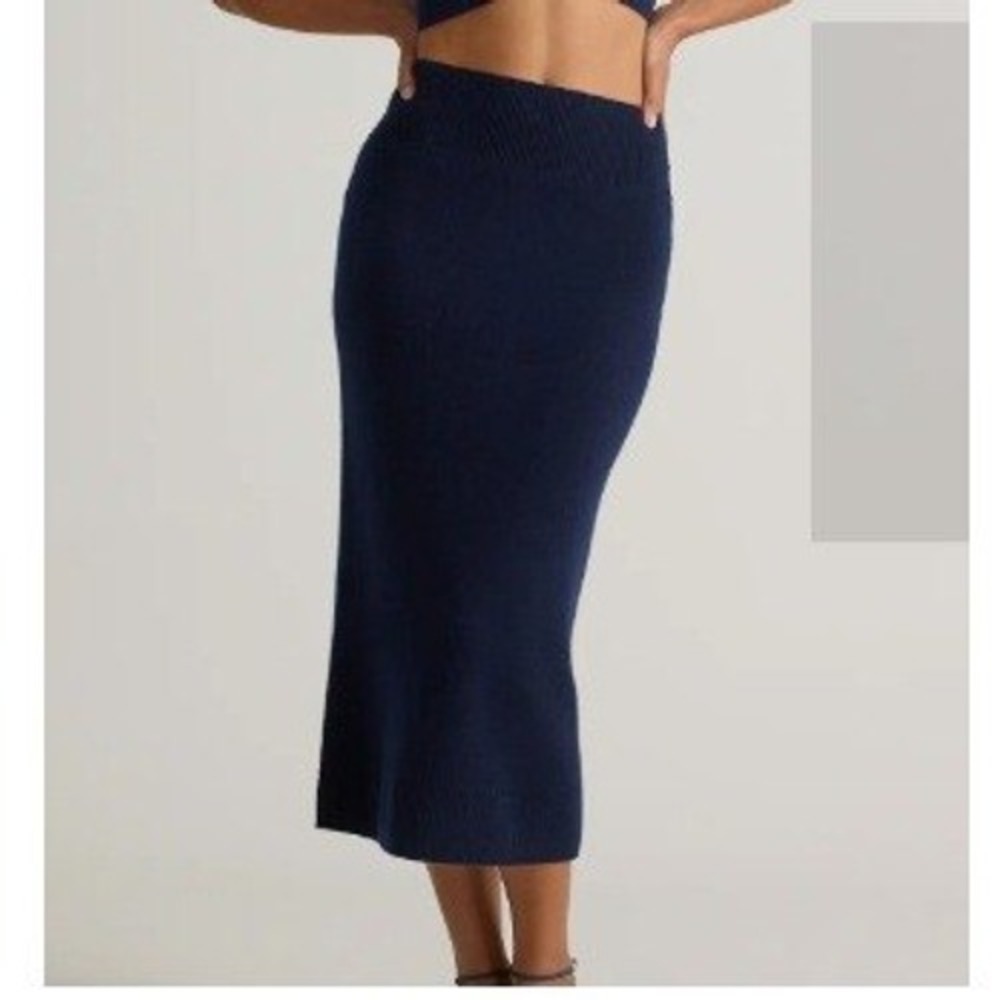 NWT $100 QUINCE Navy Cashmere Minimalist Quiet Luxury Fitted Midi Skirt SMALL